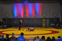 Finaalitunnelmaa korostettiin tunnelmaan sopivalla valaistuksella.