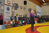 Kisat avattiin Maamme-laululla, sen lauloi Noora Kuusikko