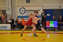 pun. Niko Lamberg, sin. Joni Komppa