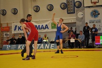 pun. Riku Suhonen, sin. Kalle Starck